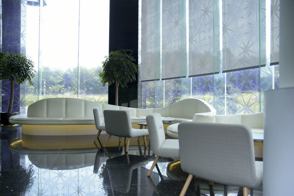 Pegasus Hotel Shah Alam Bagian luar foto