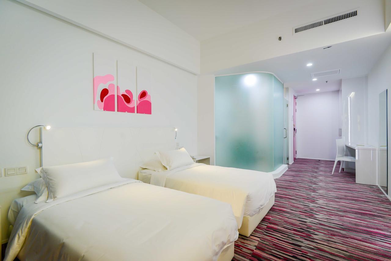 Pegasus Hotel Shah Alam Bagian luar foto
